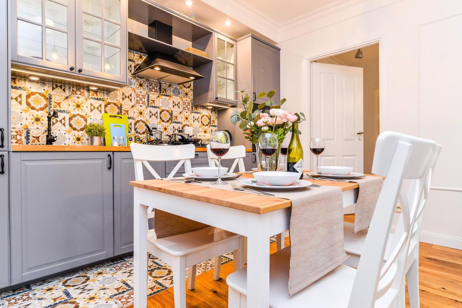 Two Bedroom In With Space For Remote Work By Rent Like Leilighet *